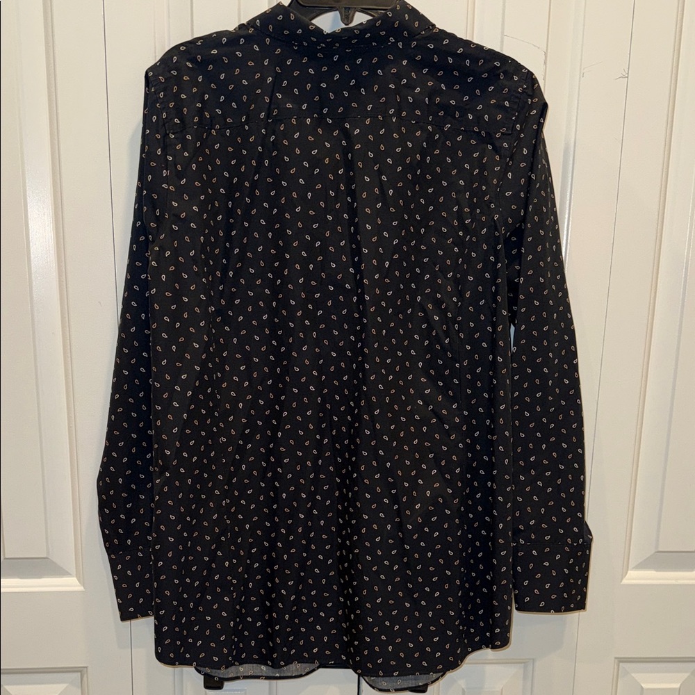 Lands' End Black Button-Down Shirt with White and Peach Paisley - Picture 4 of 5